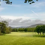 Golf @ Carus Apartment Kendal