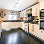 Апартаменты Golf @ Carus Кендал