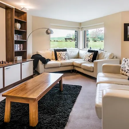Apartment Golf @ Carus Kendal
