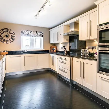 Apartment Golf @ Carus Kendal