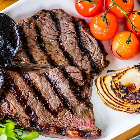 Golf @ Carus Apartman Kendal